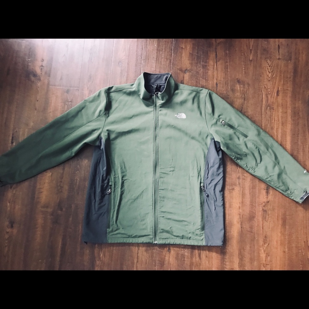 The north face men’s apex zip up fleece